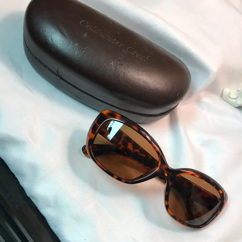 Coldwater creek‎ sunglasses and case